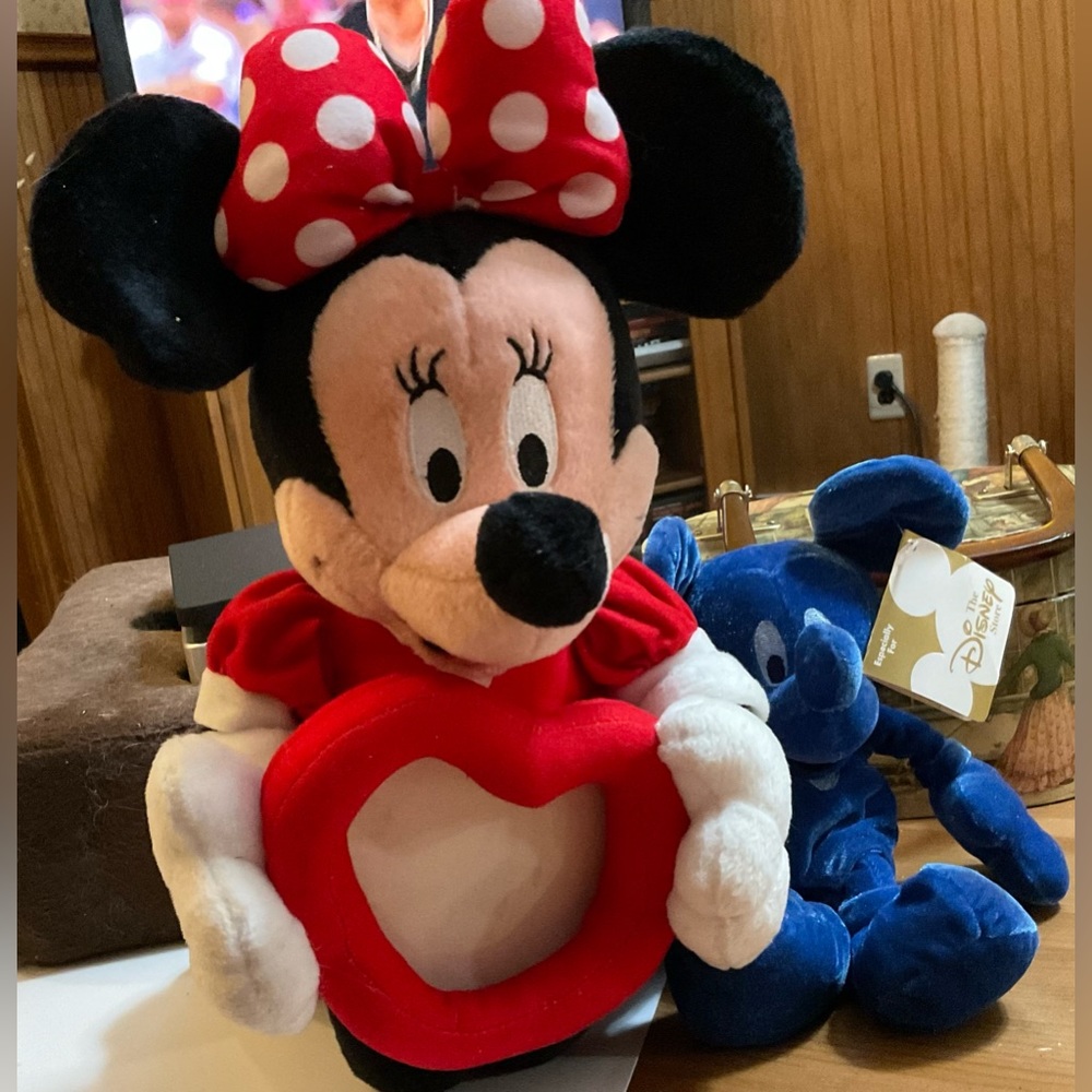 Disney: Especially for Disney Store electric blue Mickey duo set n Minnie Mouse.